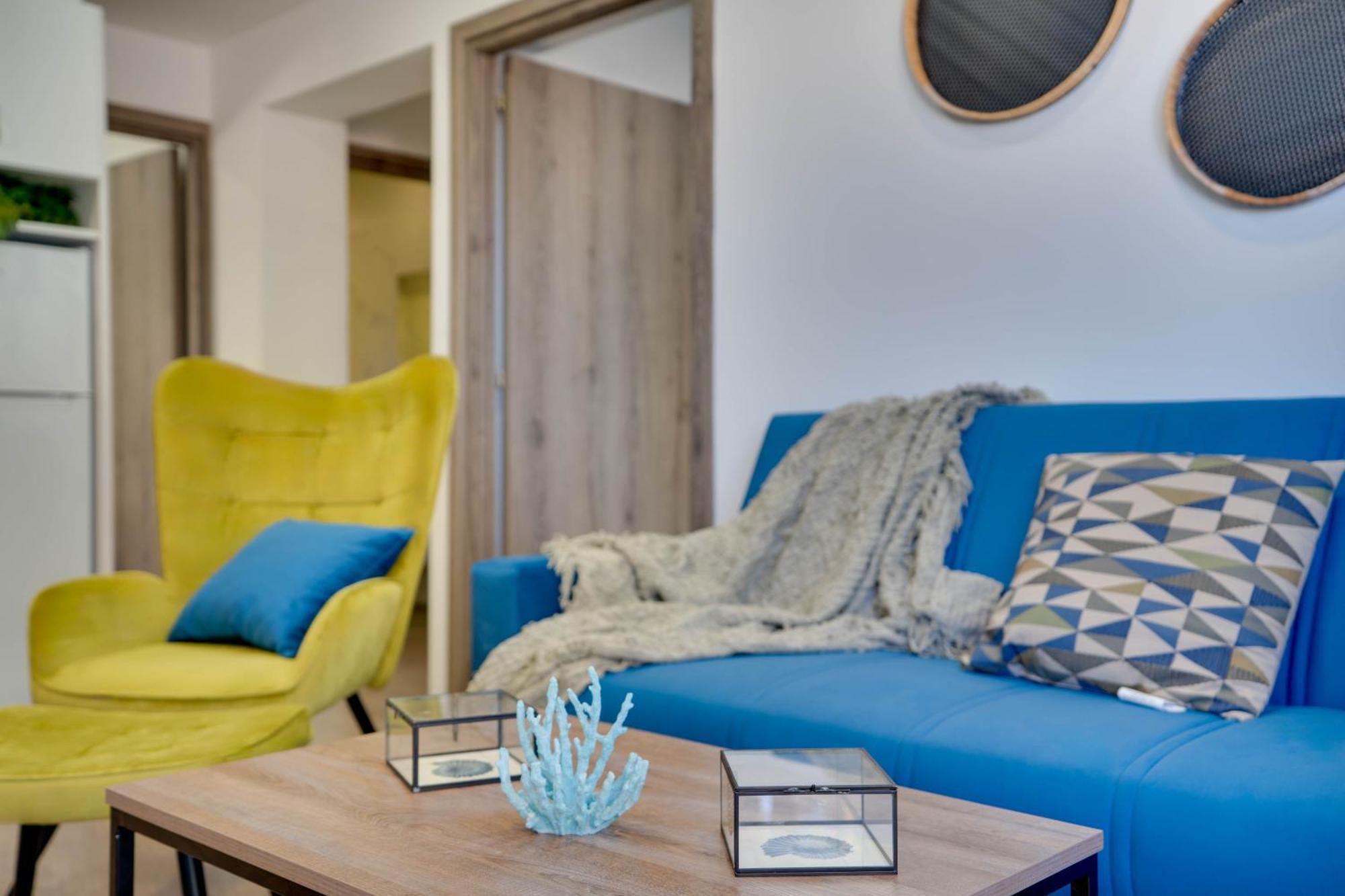 Atlantis Apartments 50M From Makenzy Seafront Larnaca Extérieur photo