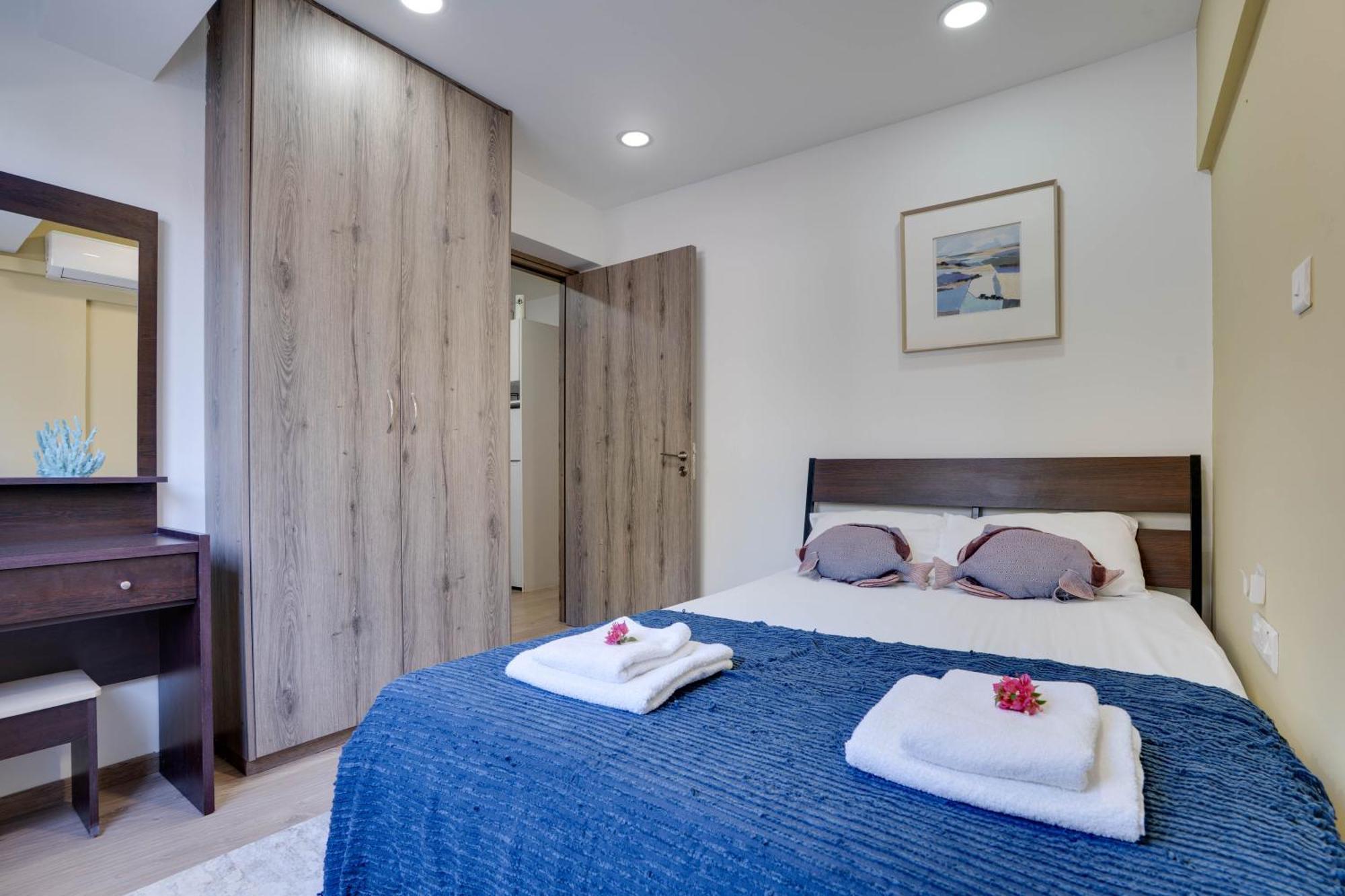 Atlantis Apartments 50M From Makenzy Seafront Larnaca Extérieur photo